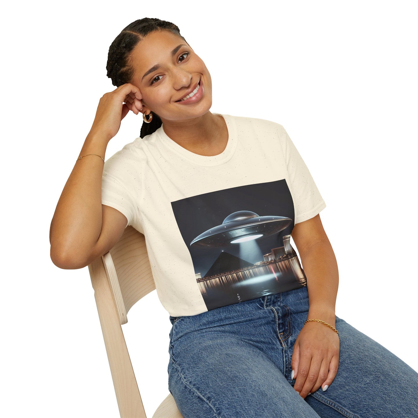 Las Vegas UFO, Vintage UFO Graphic Unisex T-Shirt, Retro Tee for Sci-Fi Lovers, Gift for Space Enthusiasts, Cool Alien Design, Unique Casual Wear